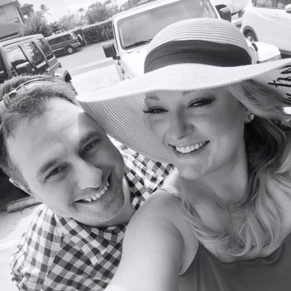 Meet your Posher, Lisa - Picture 1 of 1